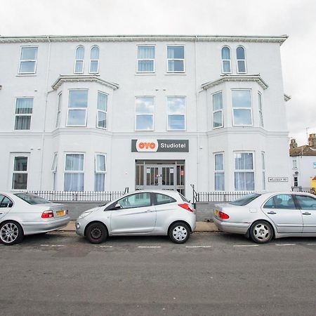 Oyo Studiotel Gy - Modern Hotel Apartments Great Yarmouth Exterior foto