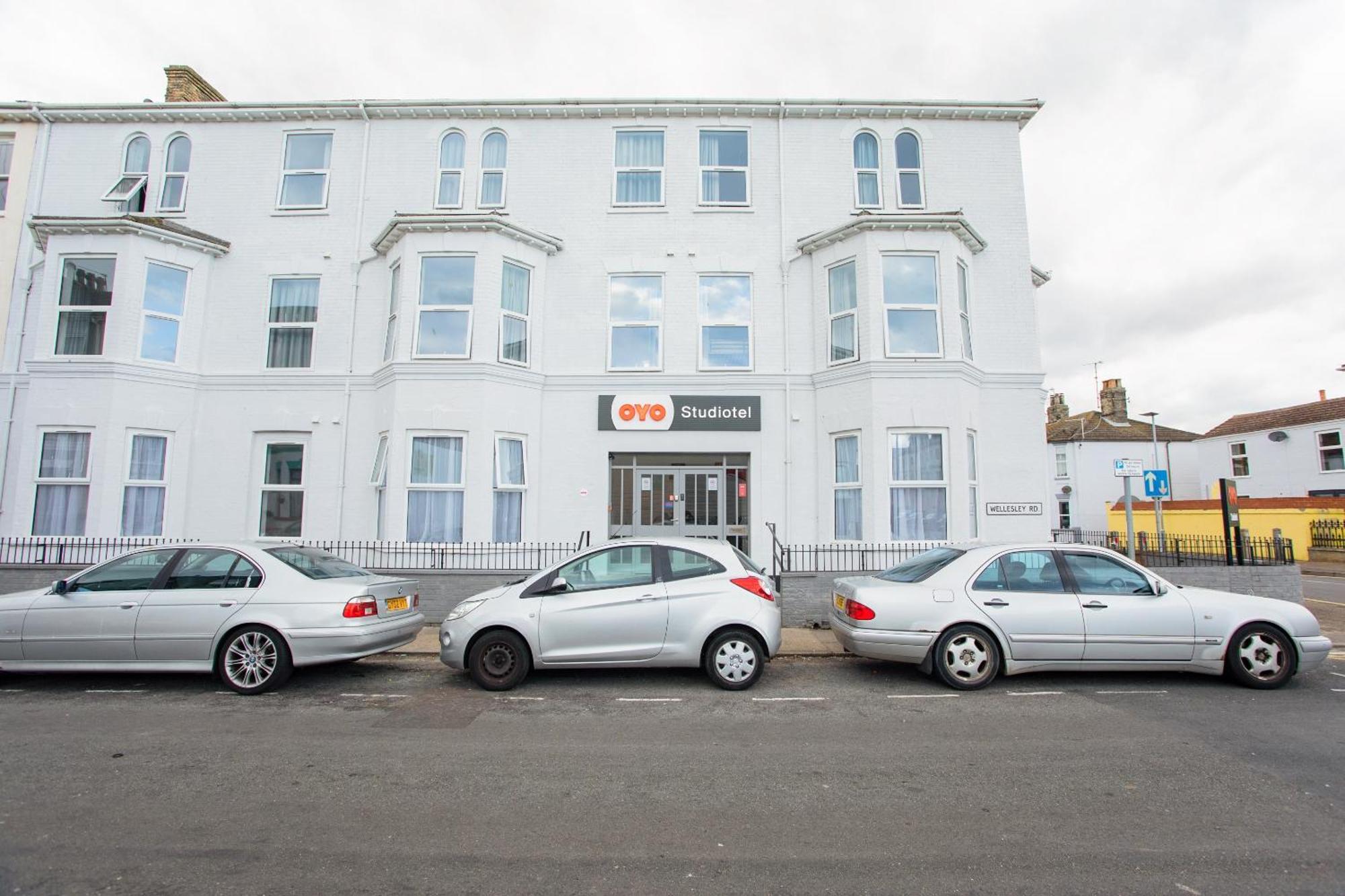 Oyo Studiotel Gy - Modern Hotel Apartments Great Yarmouth Exterior foto
